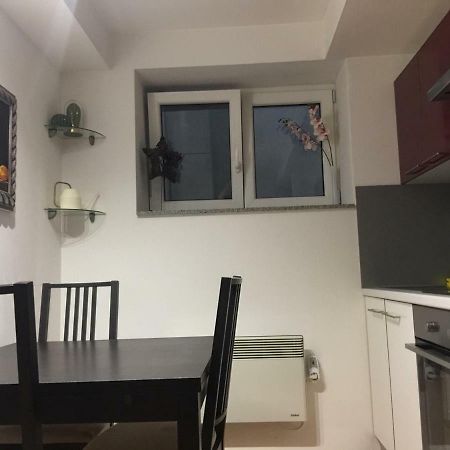 Apartment Red Square Любляна Экстерьер фото